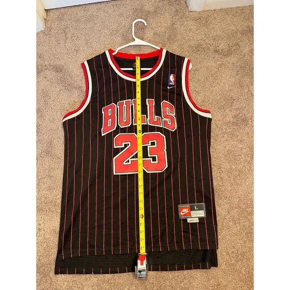 Vtg 90s Michael Jordan Chicago Bulls #23 Nike Jersey Black
